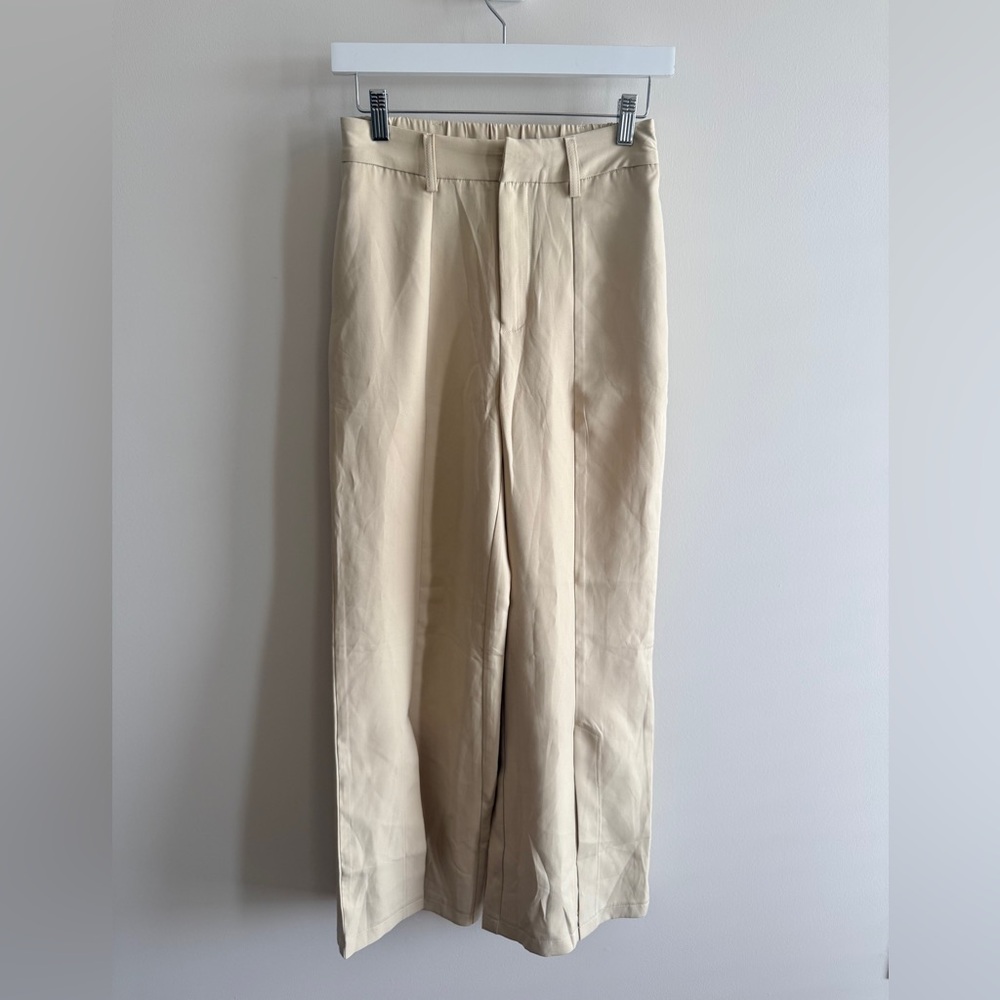NWOT Women's Beige Wide-Leg Side Split Trousers with Pockets, Small